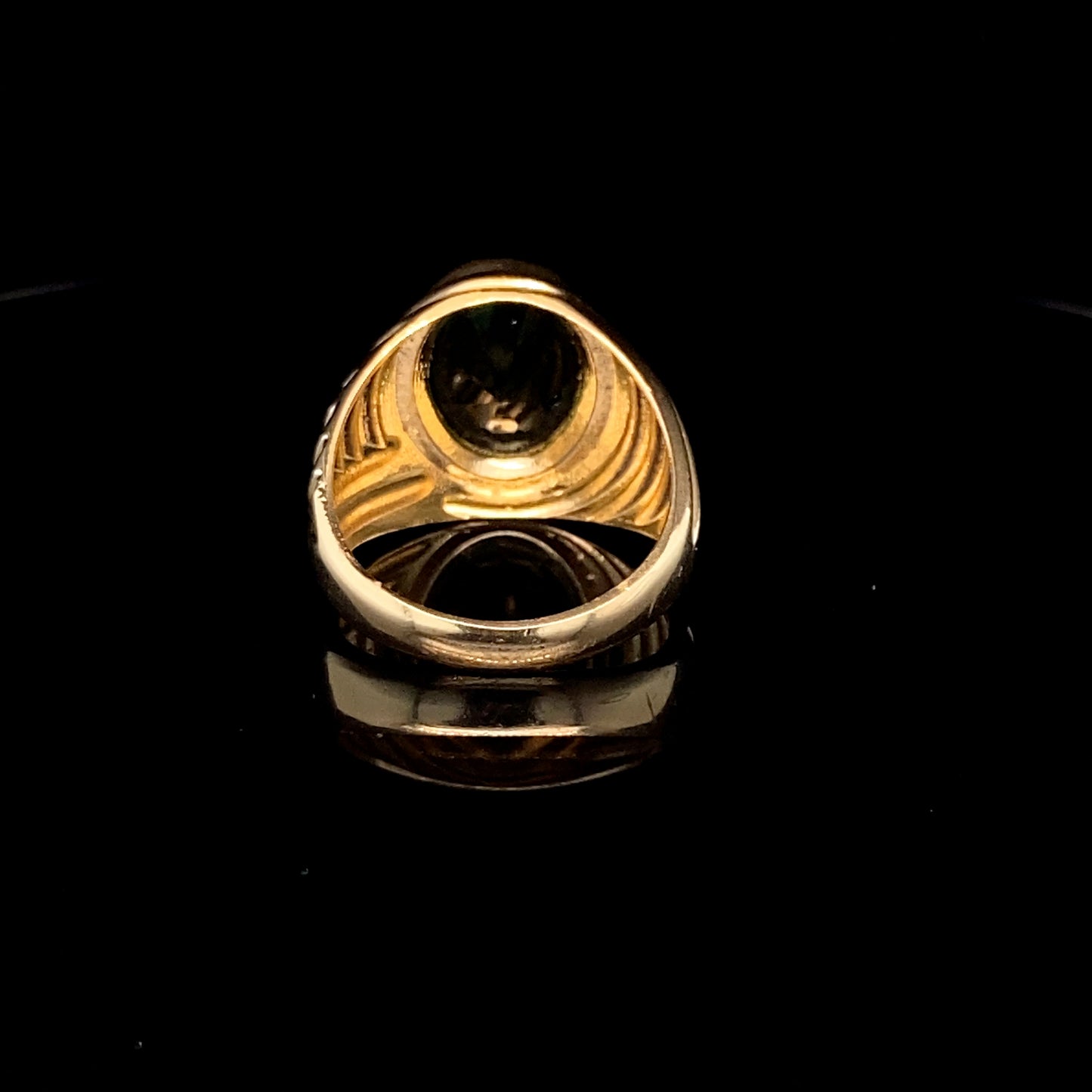 14K Yellow Gold Ring with Green Stone