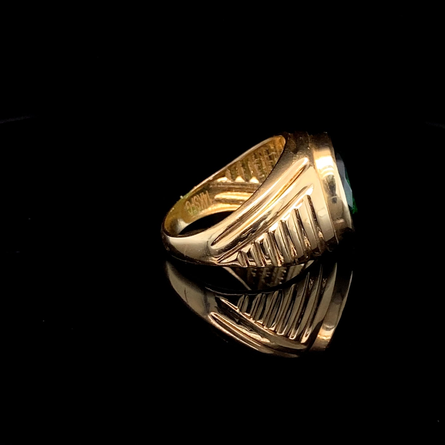 14K Yellow Gold Ring with Green Stone