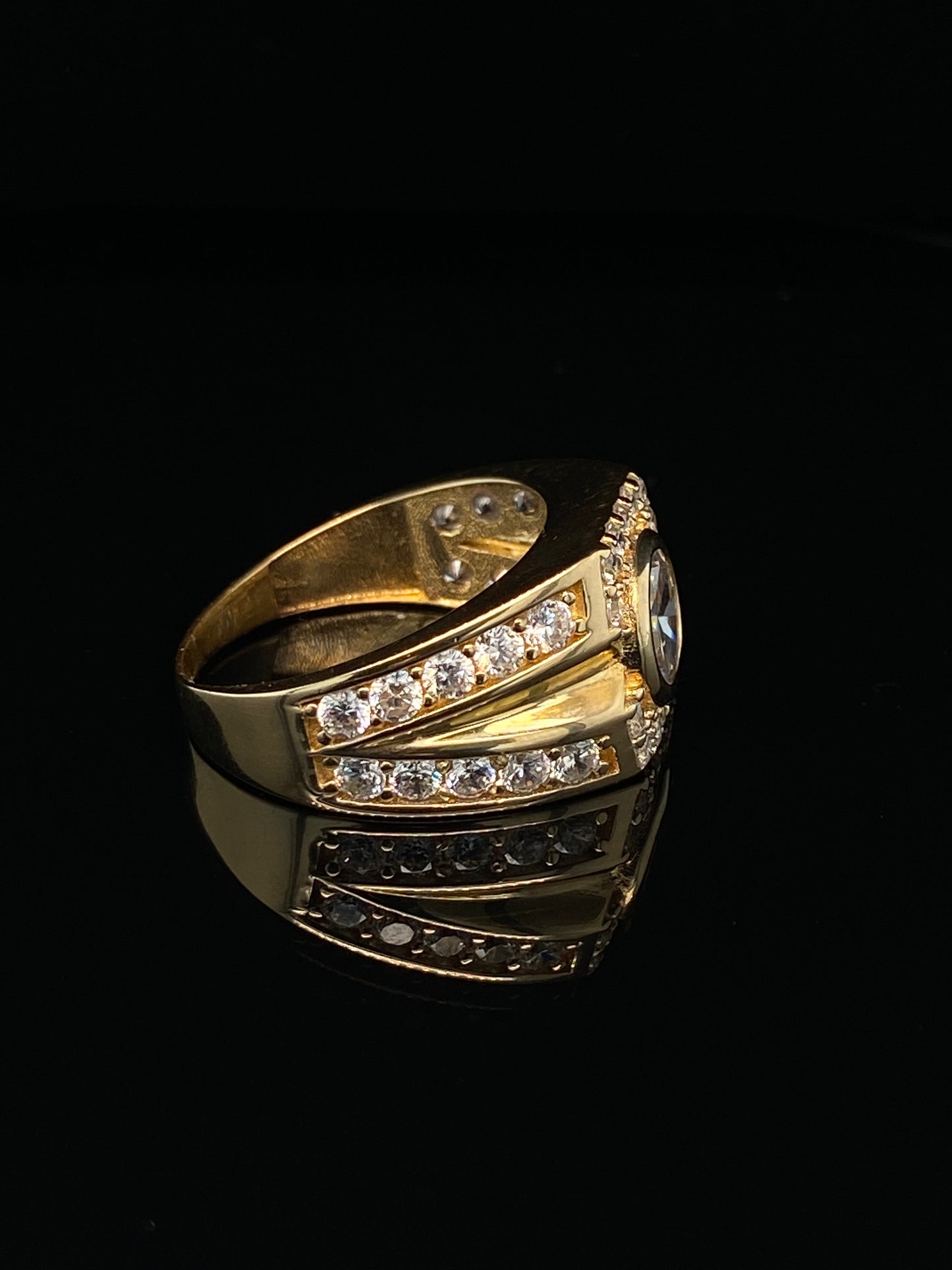 Bague initiale « L » en or jaune 14 carats