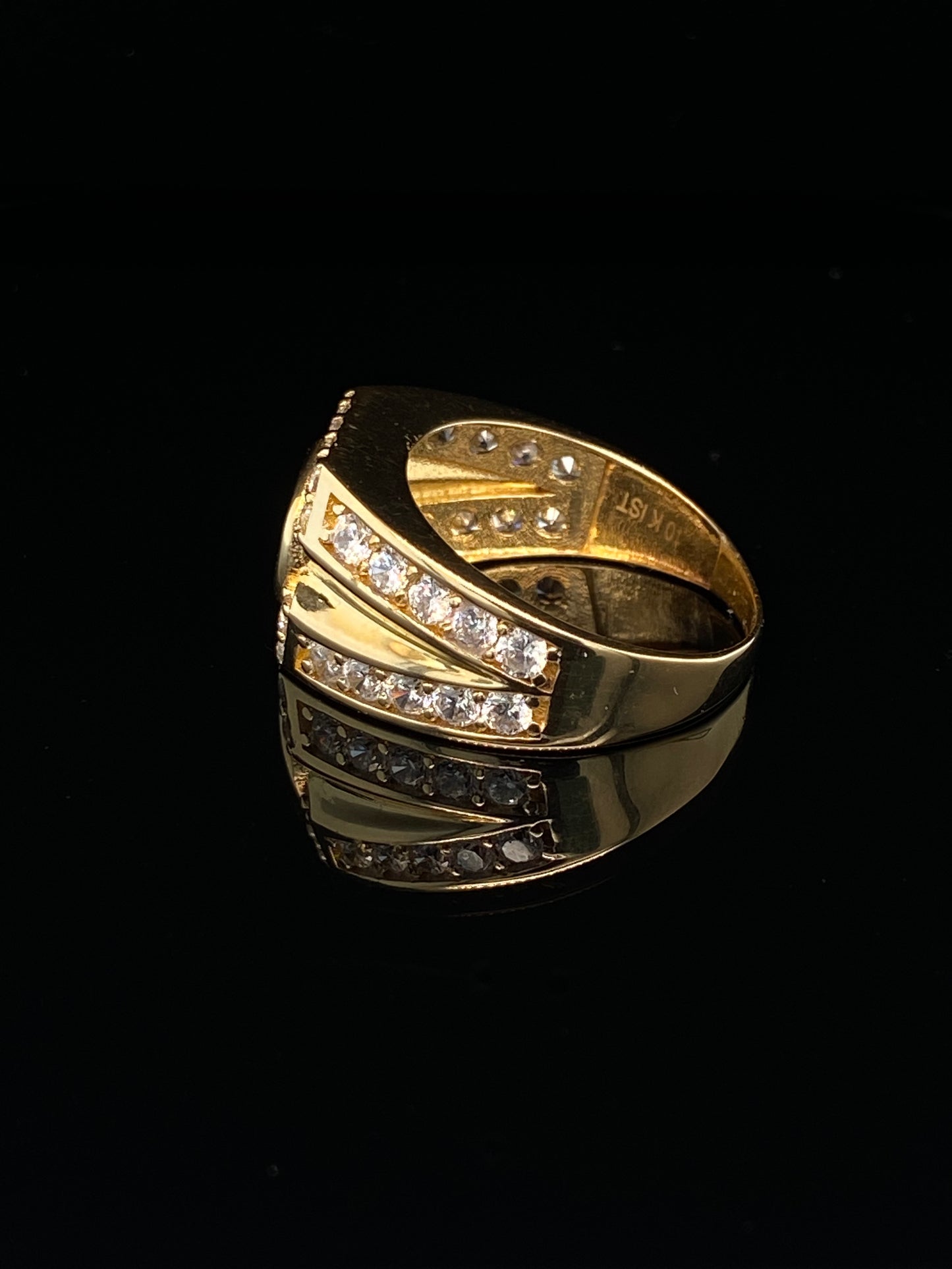 Bague initiale « L » en or jaune 14 carats