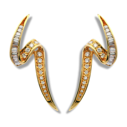 Boucles d'oreilles courbées accentuées en or jaune 14 carats