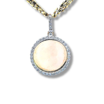 Pendentif photo en or jaune 10 carats avec diamants
