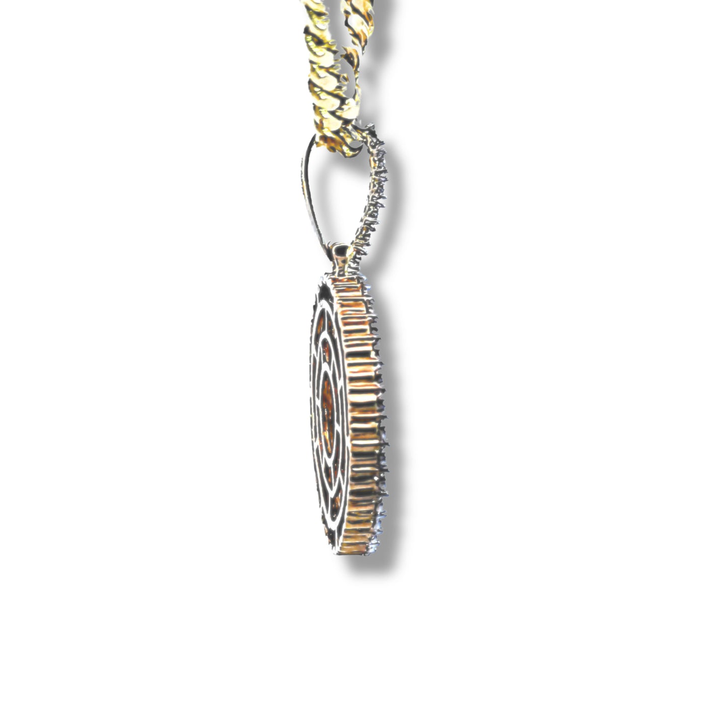 Pendentif photo en or jaune 10 carats avec diamants