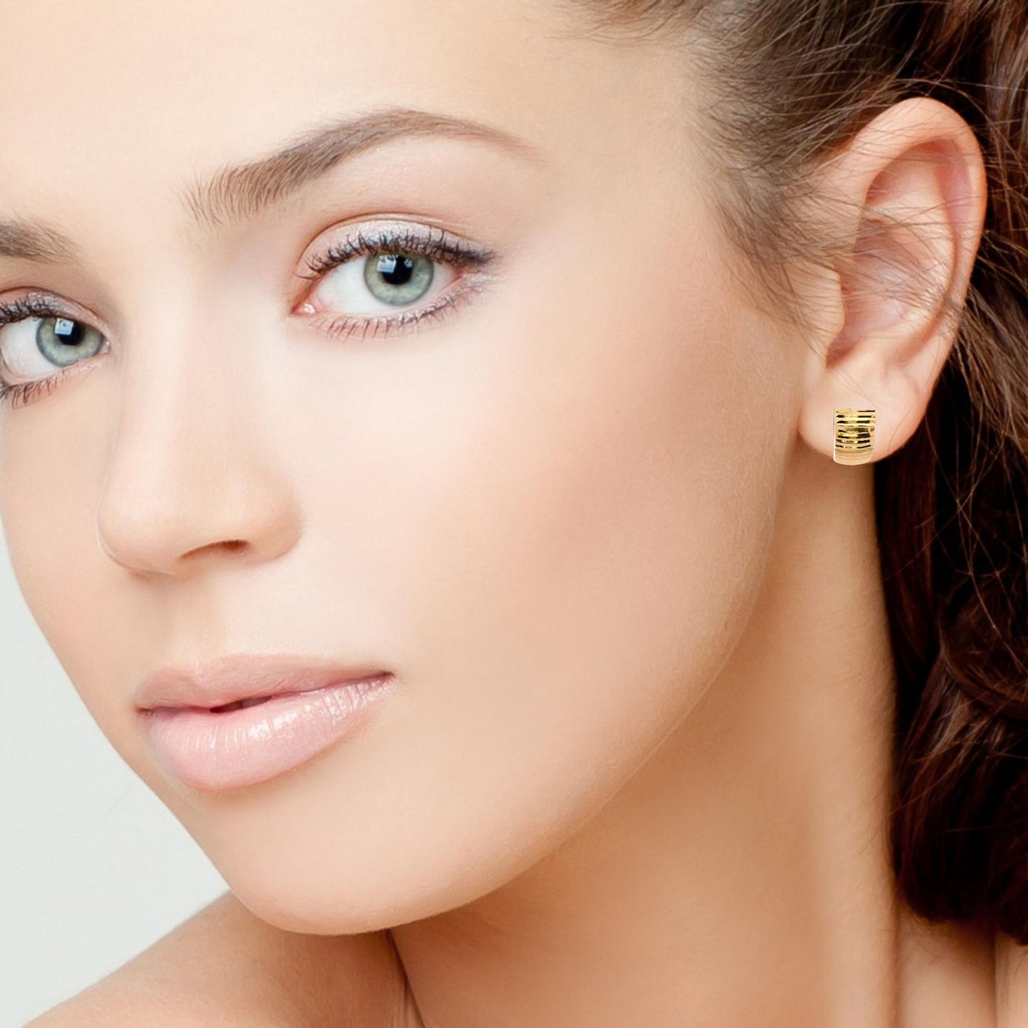 Boucles d'oreilles créoles en or jaune 14 carats