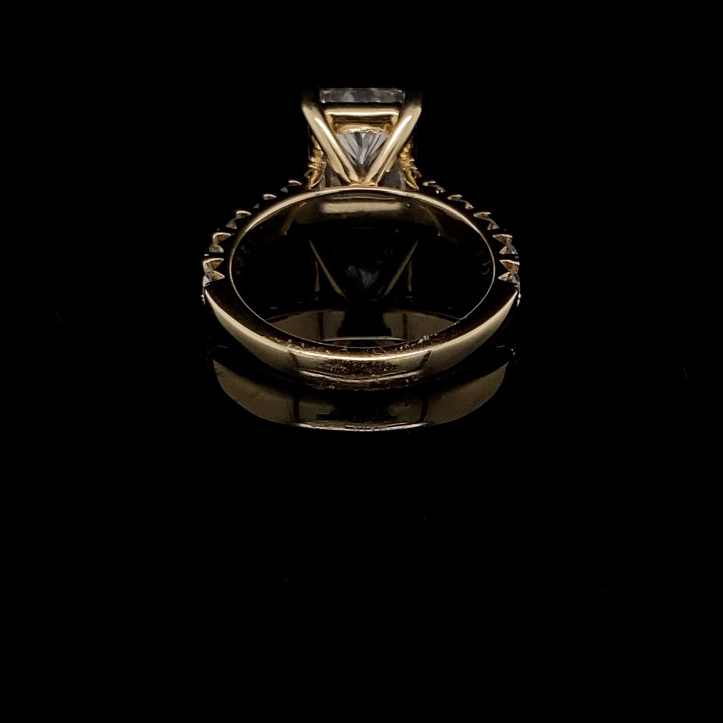 14KT Yellow Gold Radiant-Cut Diamond Stone Engagement Ring 4 Carat