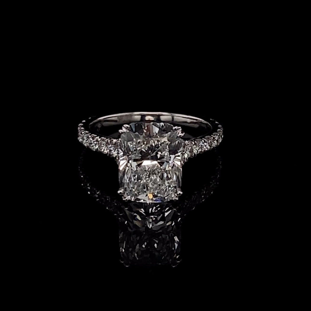 14KT White Gold Radiant-Cut Diamond Stone Engagement Ring 4 Carat