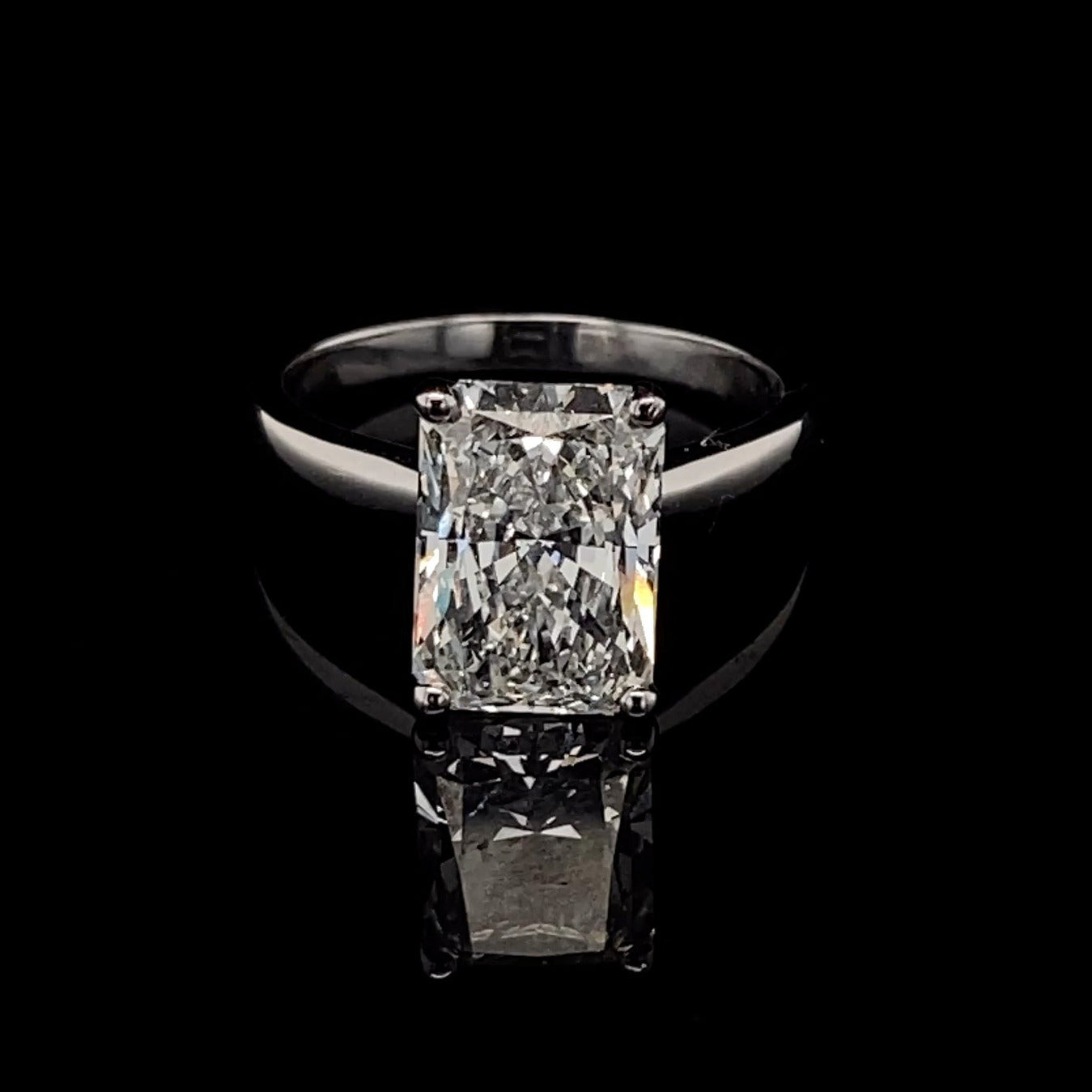 14KT White Gold Radiant-Cut Diamond Stone Engagement Ring 4 Carat