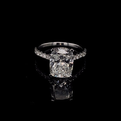 14KT White Gold Cushion-Cut Diamond Engagement Ring 4.6 Carat