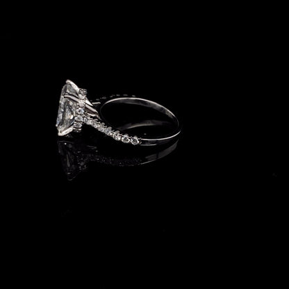 14KT White Gold Cushion-Cut Diamond Engagement Ring 4.6 Carat