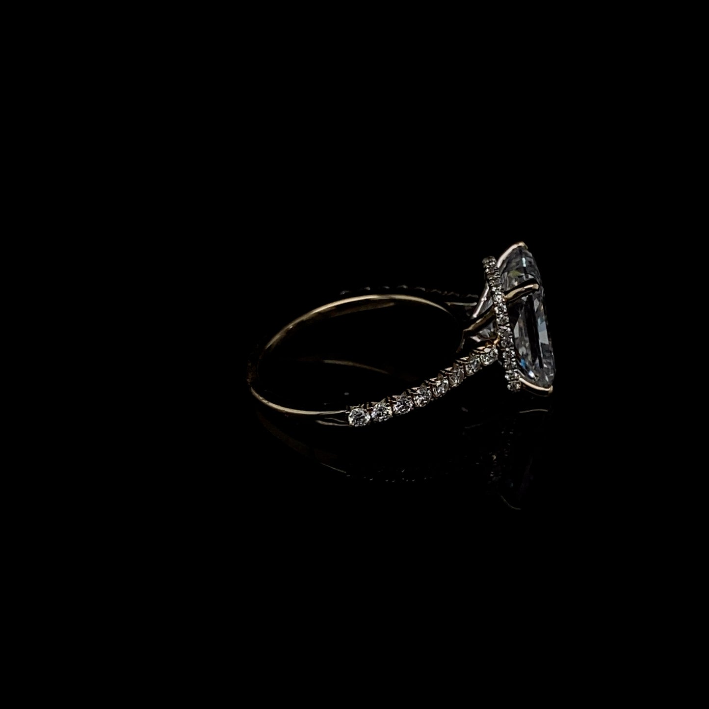 14KT Yellow Gold Radiant-Cut Diamond Engagement Ring 5 Carat