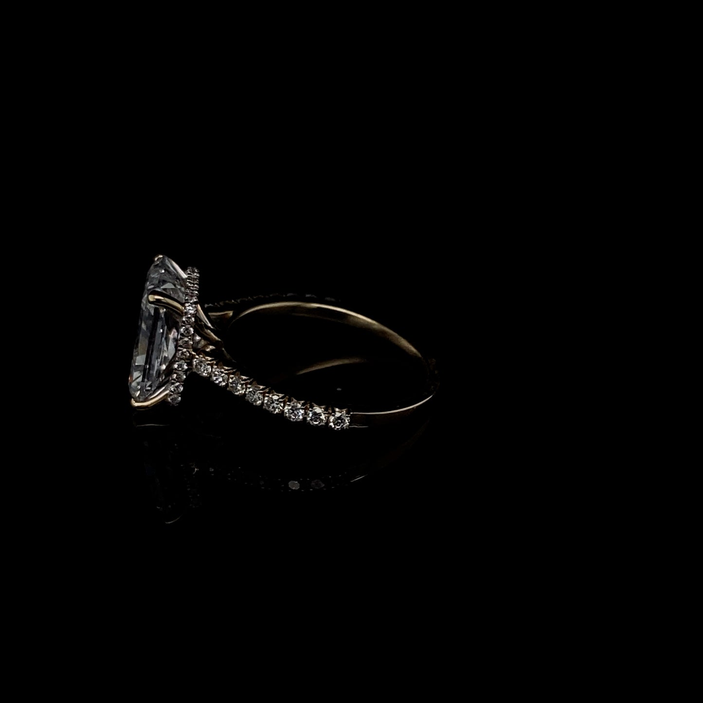 14KT Yellow Gold Radiant-Cut Diamond Engagement Ring 5 Carat