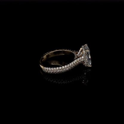 14KT Yellow Gold Radiant-Cut Diamond Engagement Ring 3.9 Carat