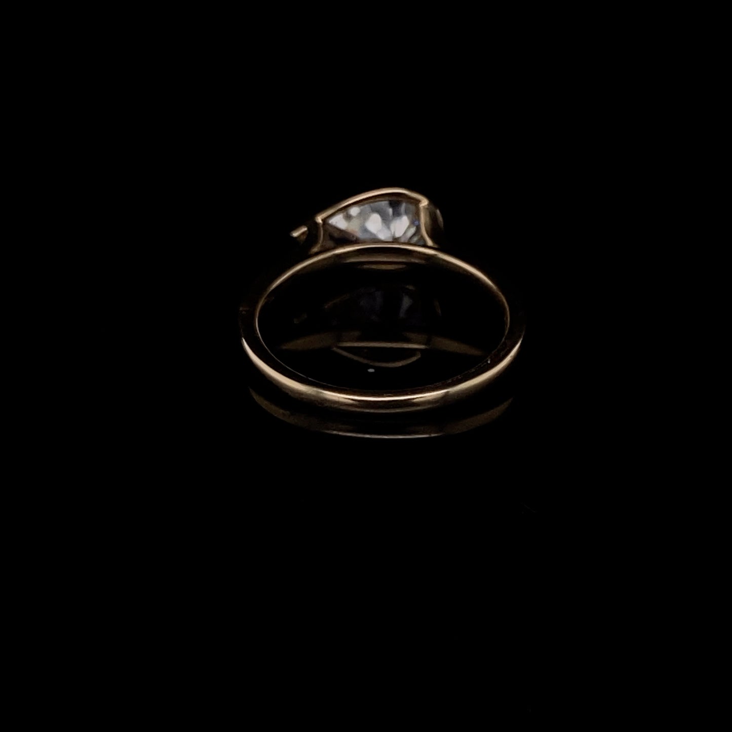 14KT Yellow Gold Pear-Cut Diamond Ring 1.5 Carat