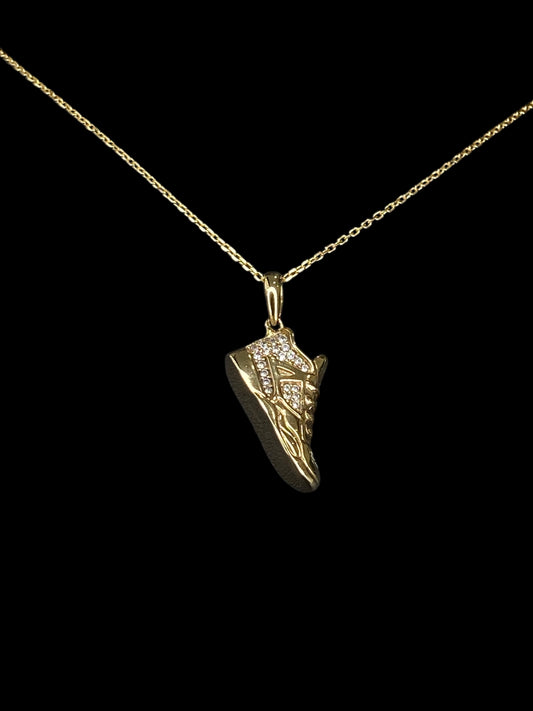 Colgante con imagen de corazón de diamantes y oro amarillo de 10 quilates