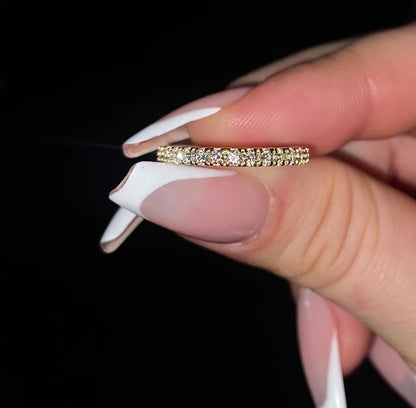 14KT Yellow Gold Radiant-Cut Diamond Engagement Ring 4 Carat