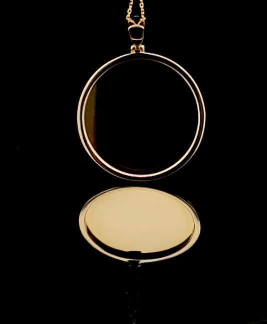 Colgante circular con imagen en oro amarillo de 14 quilates