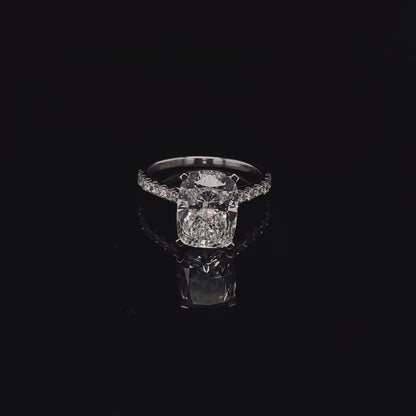 14KT White Gold Cushion-Cut Diamond Engagement Ring 4.6 Carat