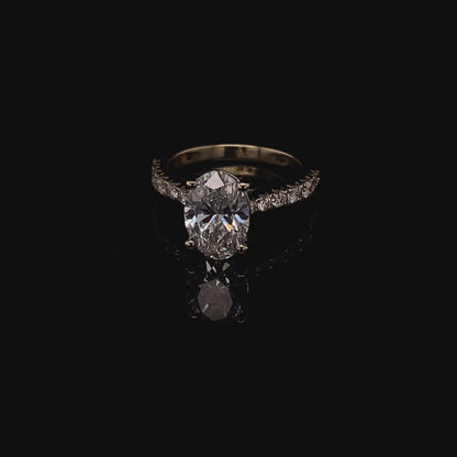 14KT Yellow Gold Oval-Cut Diamond Stone Engagement Ring 2.5 Carat