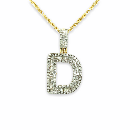 Pendentif lettres en or 10 carats et diamants