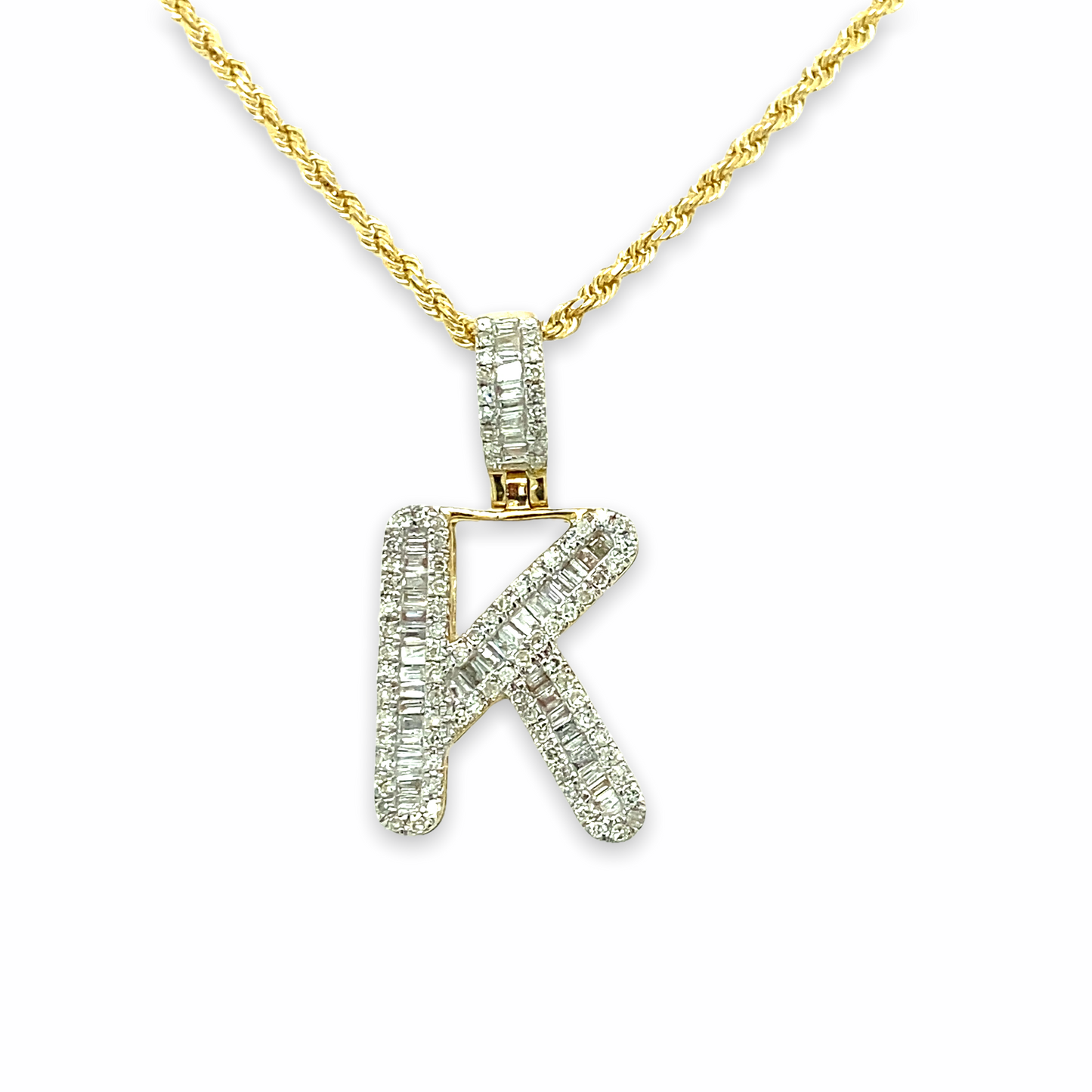 Pendentif lettres en or 10 carats et diamants