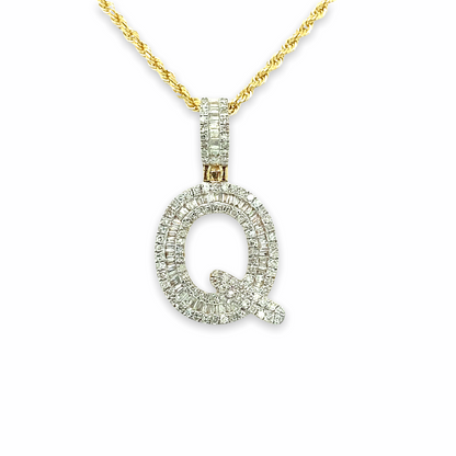 Pendentif lettres en or 10 carats et diamants