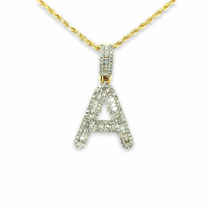 Pendentif lettres en or 10 carats et diamants